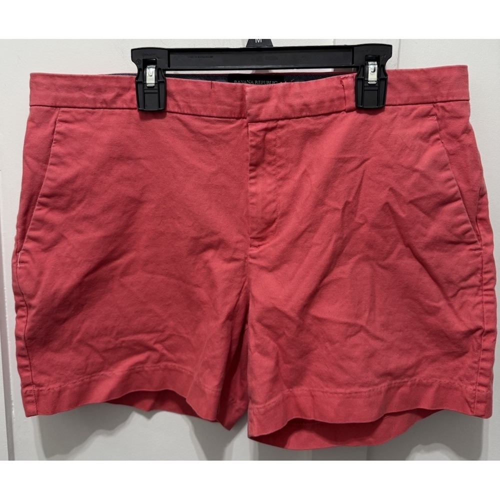 Banana Republic Women's Pink Salmon Chino Mid Shorts 97% Cotton - Size‎ 10